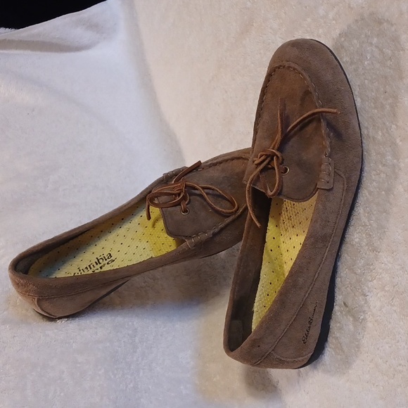 Eddie Bauer Shoes - Eddie Bauer suade leather flats women's size 8 gray color